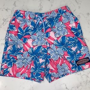 Vineyard Vines Boys Swim Trunks size 7 EUC